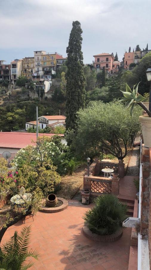 Luxury Suite Terrazze E Vista Mare Taormina Kültér fotó