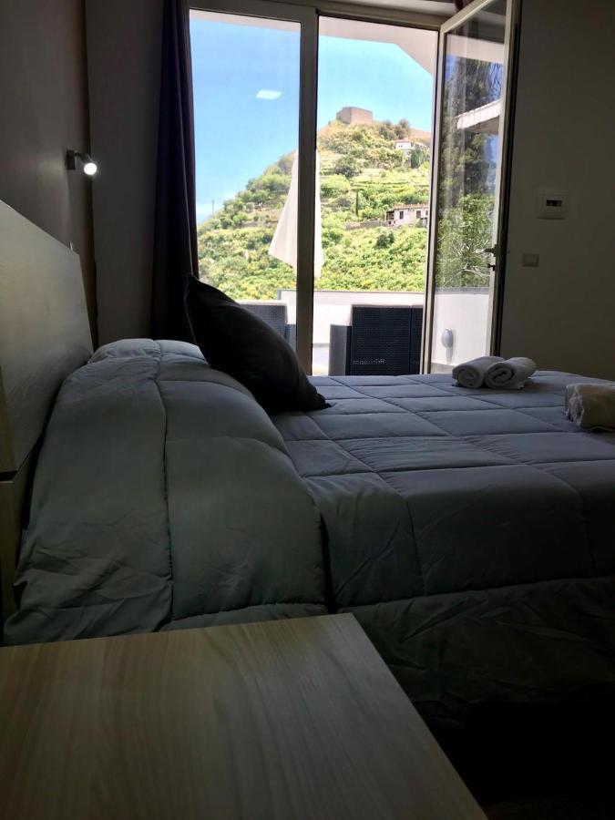 Luxury Suite Terrazze E Vista Mare Taormina Kültér fotó